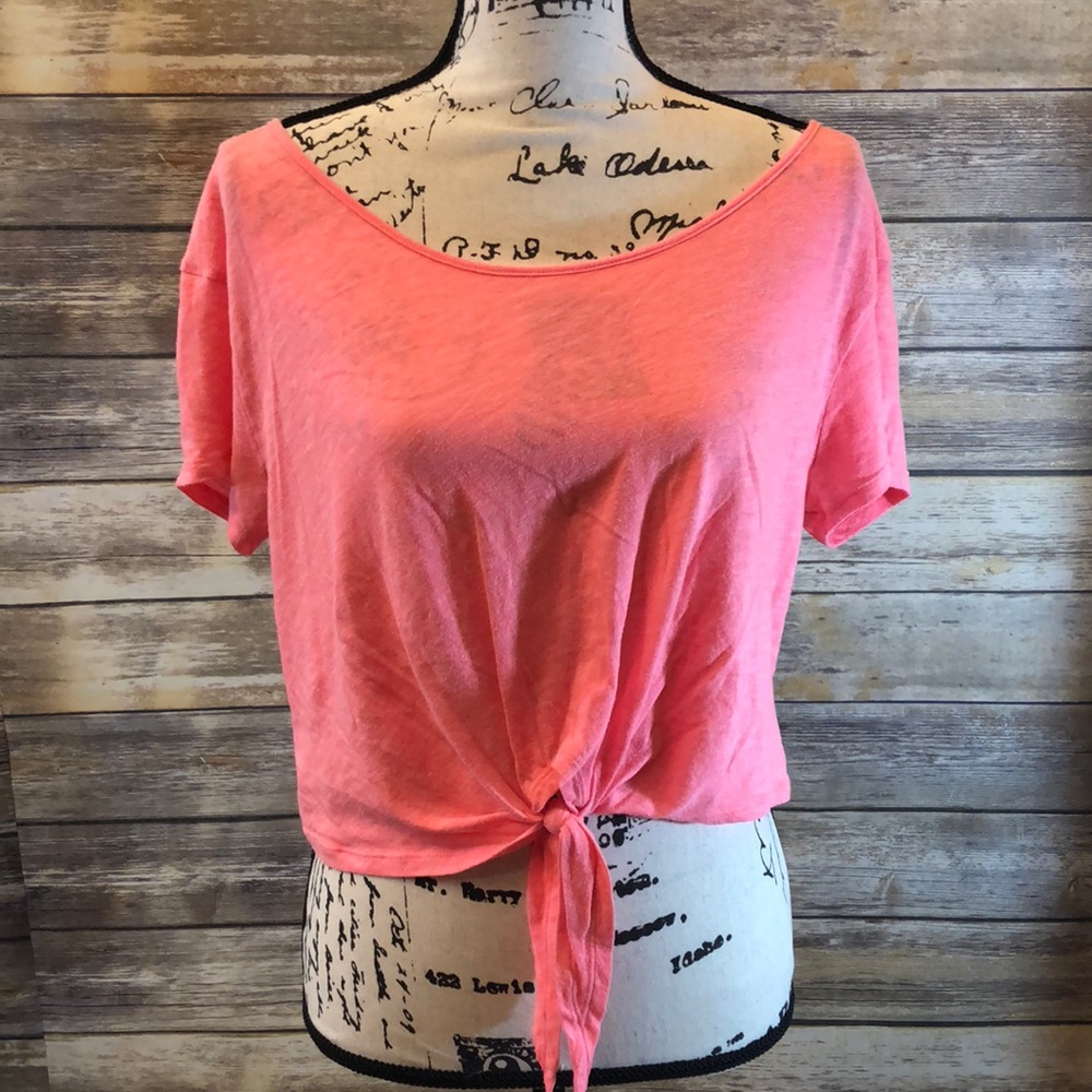 VS Pink tie front t-shirt with floral laced back